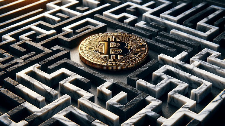 Bitcoin hashprice falls while miners prepare for a tougher march