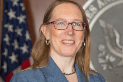 Crypto startups should be allowed to raise funds through NFTS, SEC Leadership says