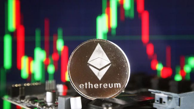 Ethereum price crashes to $2,000.