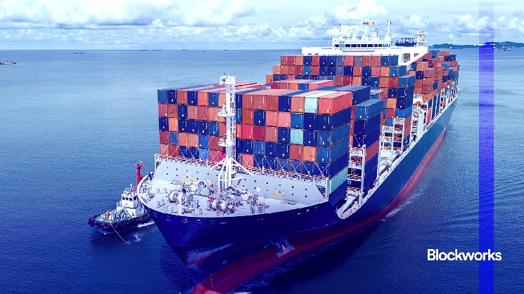 Analyze data for hints on the impact of US tariffs