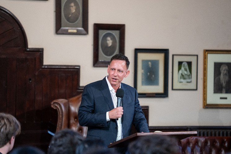 Peter Thiel reveals 9.1% stake in Bitmine Immersion Technology, focusing on Tom Lee's Es