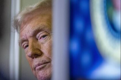 US President Donald Trump announces they have reached a tariff contract with the European Union - "The biggest deal ever"