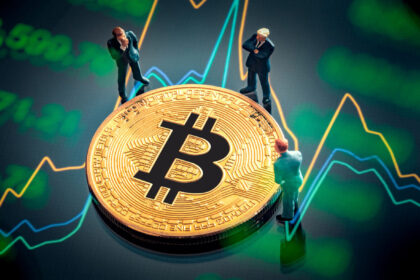 Bitcoin ETF Investors Outperform Spot Buyers in Resilience