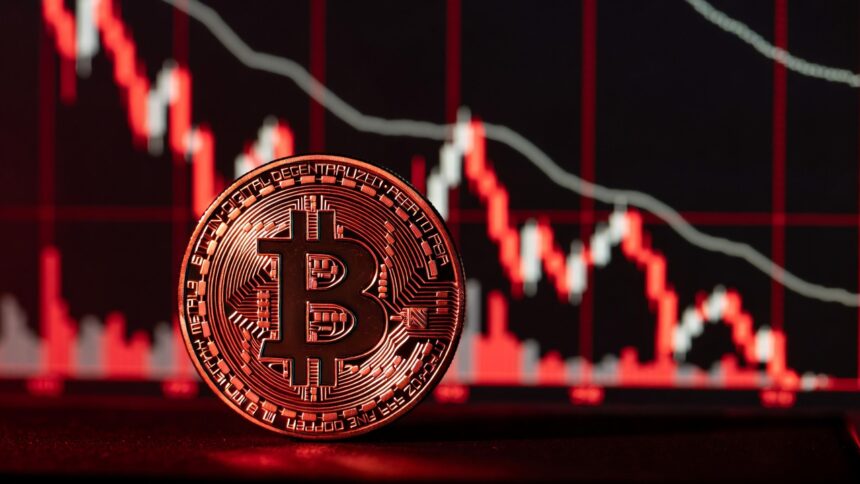 Bitcoin plummeted to USD 74,000. What's next for its price?