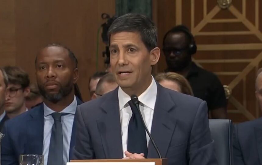 Do you have assets linked to Epstein? Senator puts pressure on Warsh, nominated to chair the FED