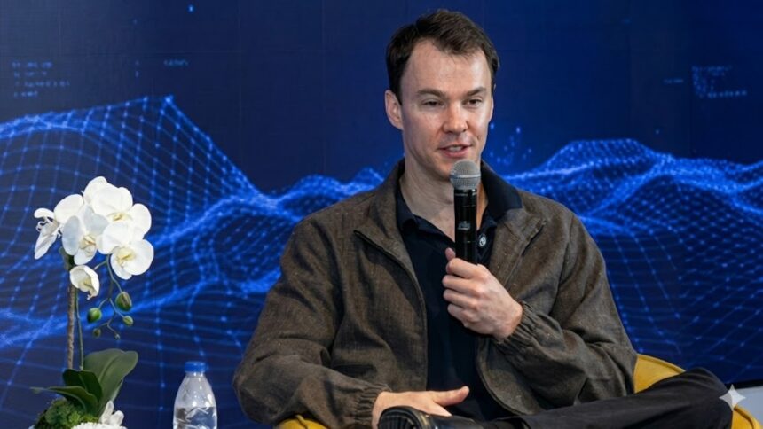 Coinbase co-founder explores million-dollar investments in Venezuela